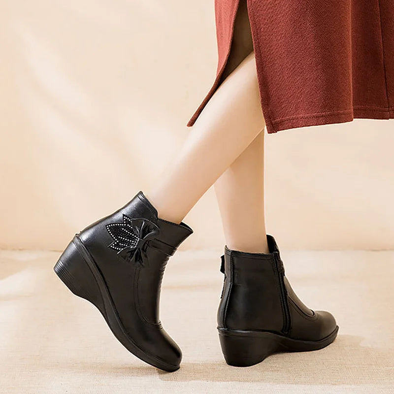 Vivienne – Women's Comfort Boots - Black - 36