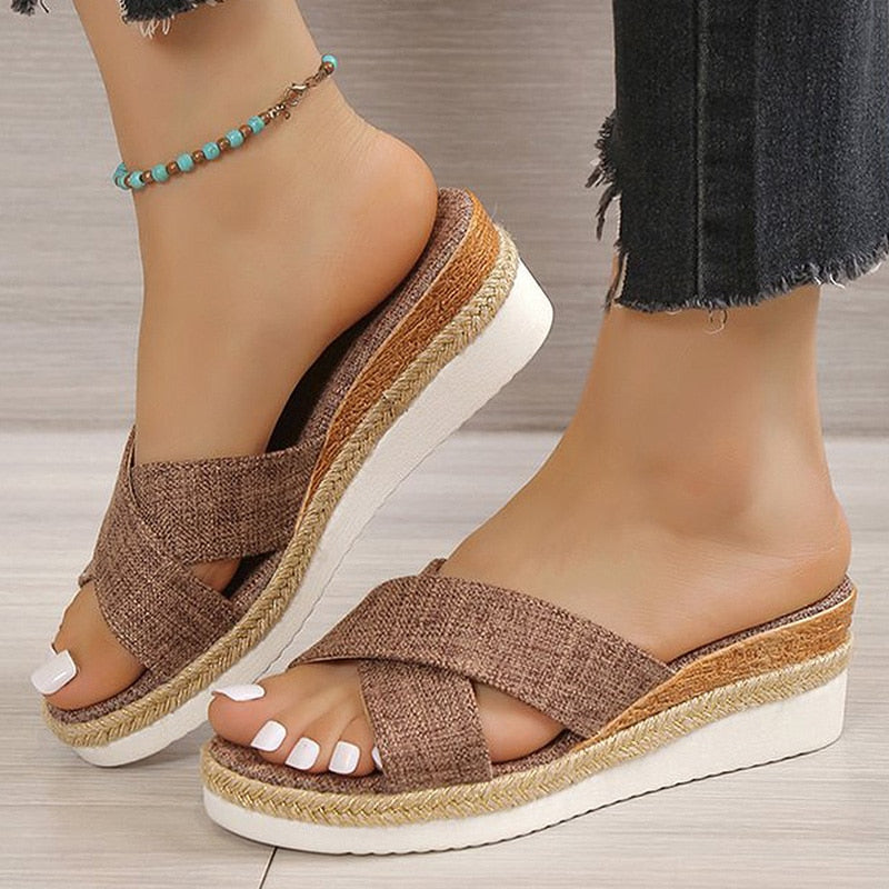 Femme – Women's Comfort Sandals - Beige - 38