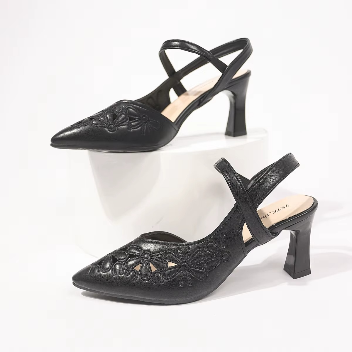 Fiorenza – Comfort Heeled Shoes - White - 35