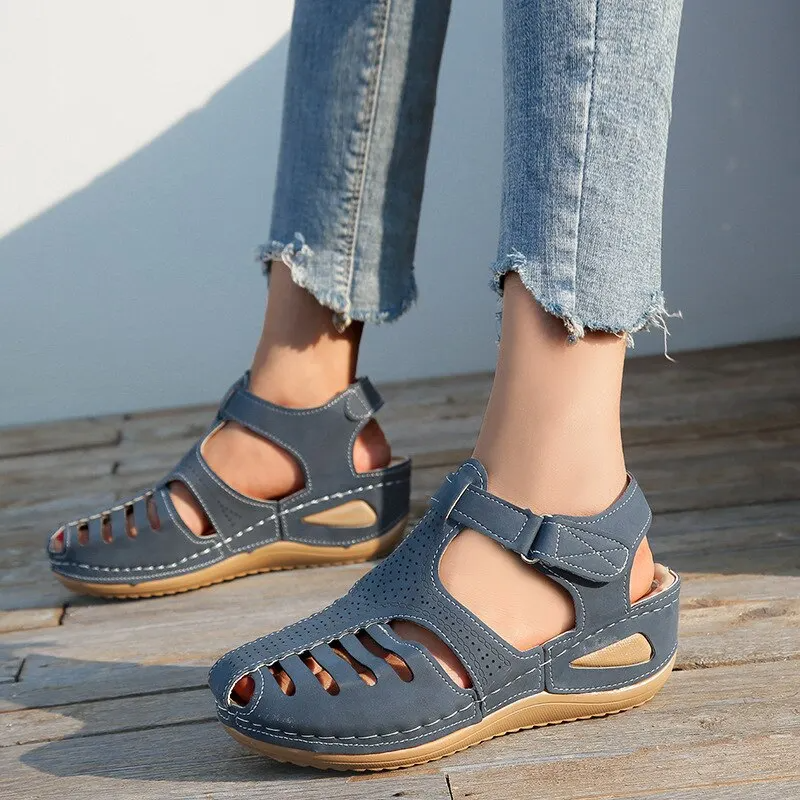 Cloud – Women's Comfort Sandals - Black - 40