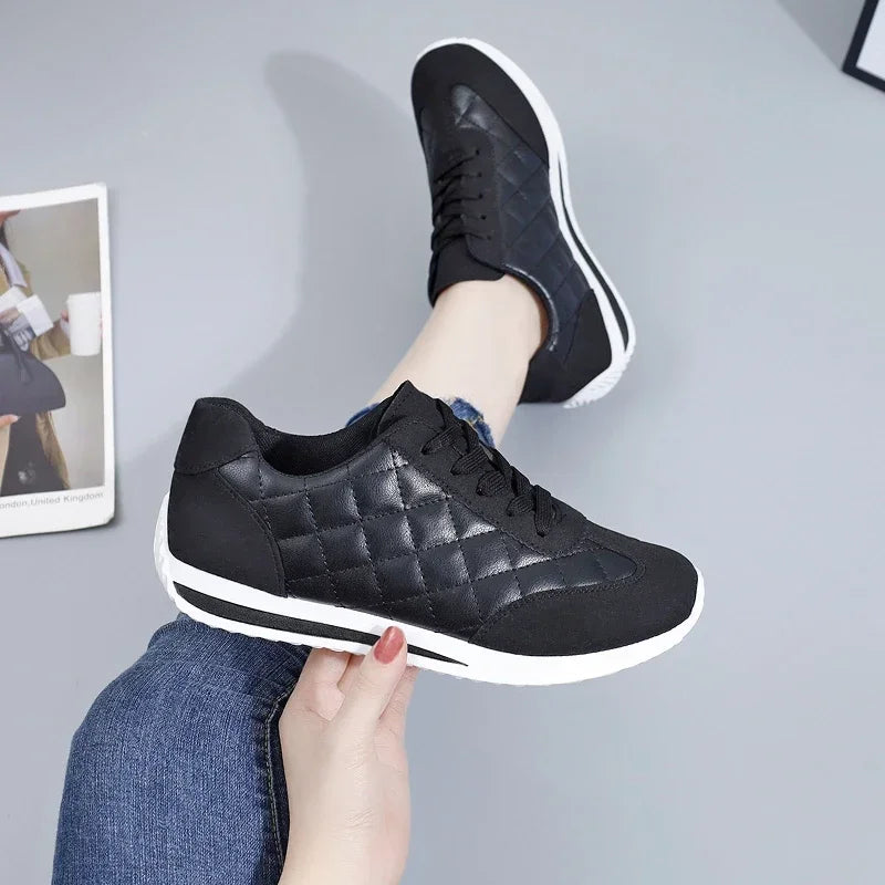 Urban – Women's Comfort Trainers - Black - 36