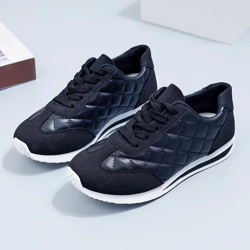 Urban – Women's Comfort Trainers - Black - 38