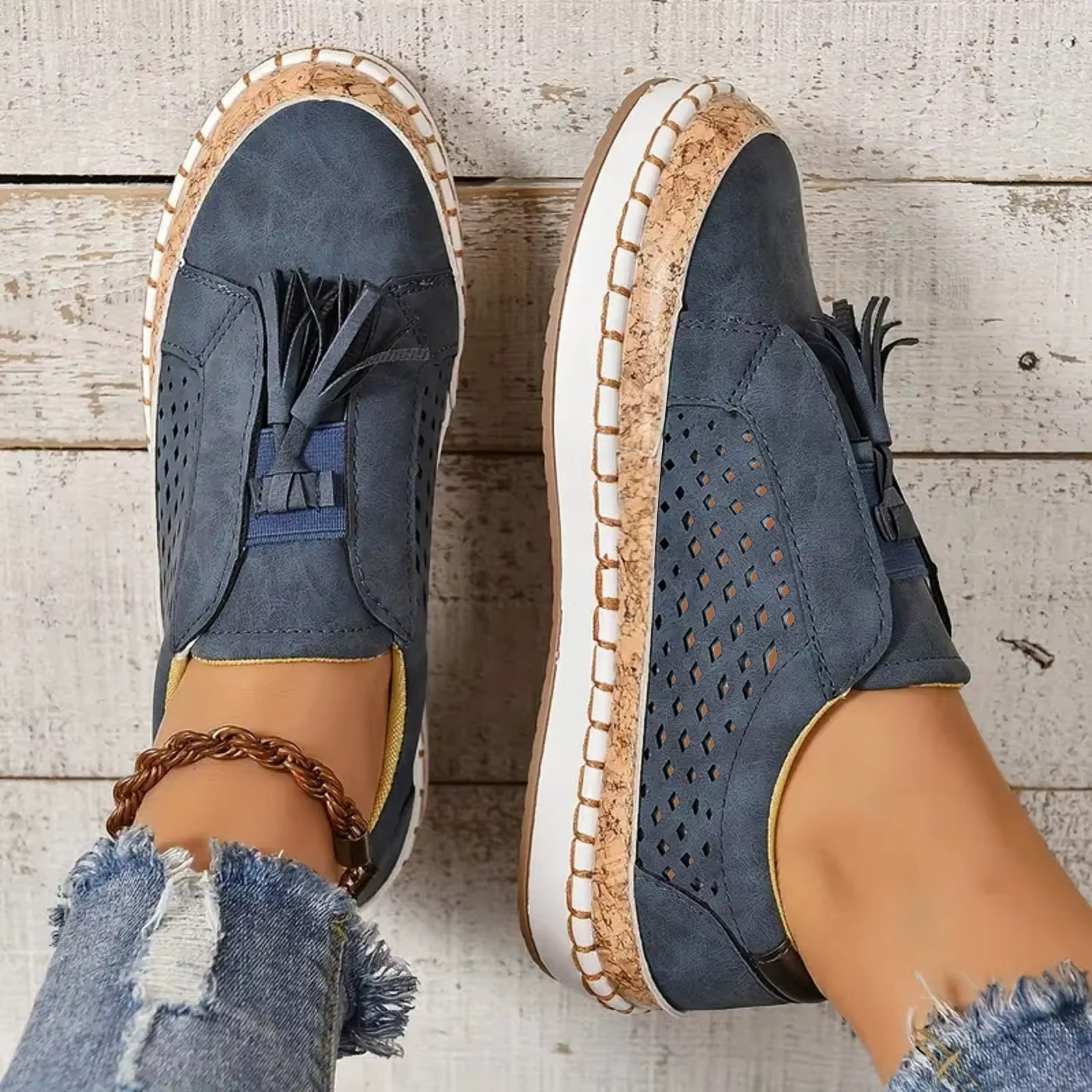 Calvona – Comfort Trainers - White - 42