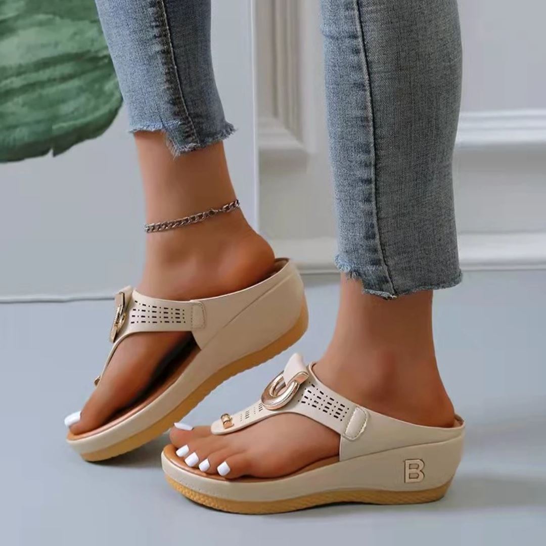 Beauty – Women's Comfort Sandals - Black - 35
