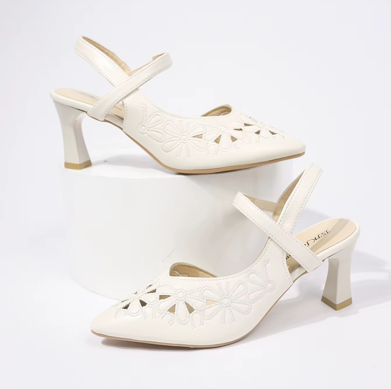 Fiorenza – Comfort Heeled Shoes - White - 36