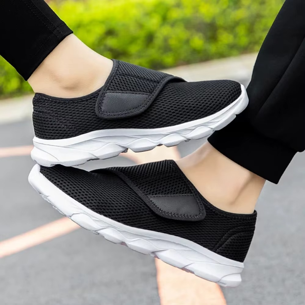 SoftCare – Comfort Trainers - Black - 37