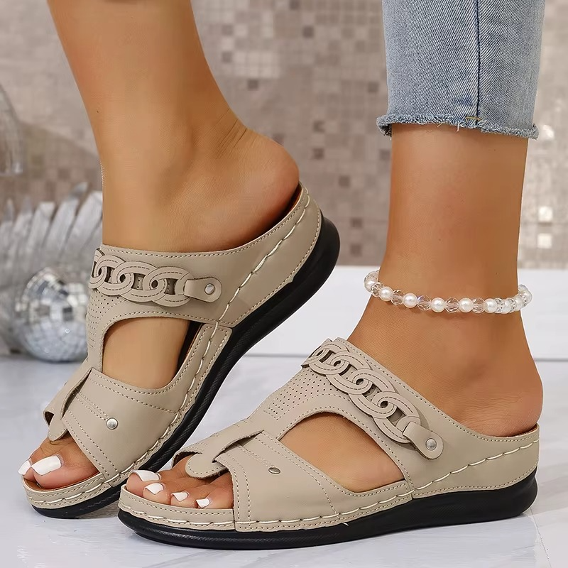 Amalfi – Women's Comfort Sandals - Beige - 35