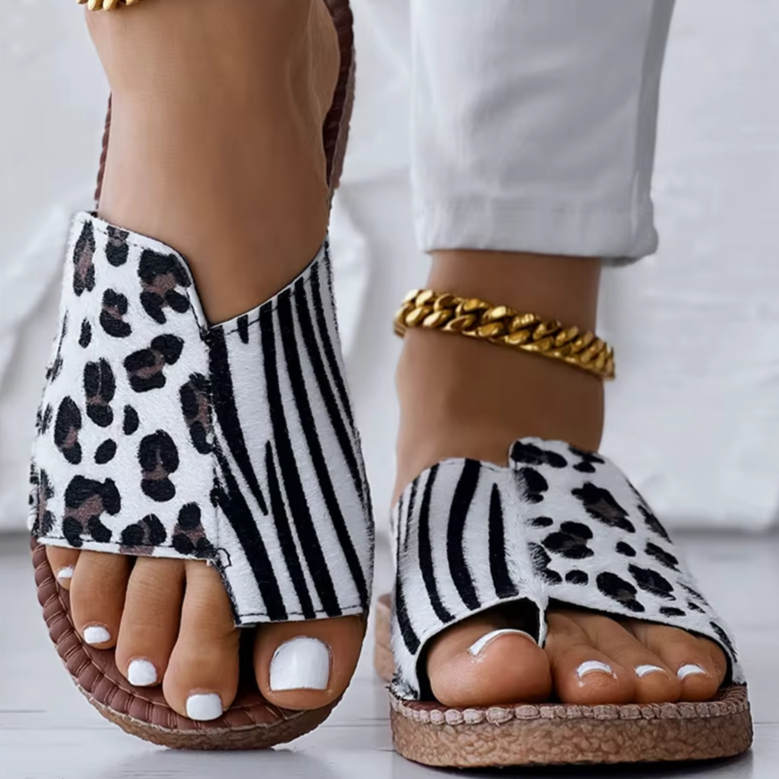 Savanna – Women's Comfort Sandals - Leopard Print - 43