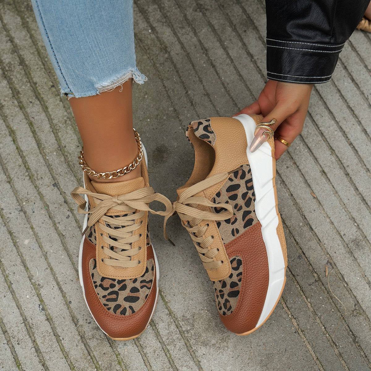 Safari – Women's Comfort Trainers - Black Leopard Print - 36