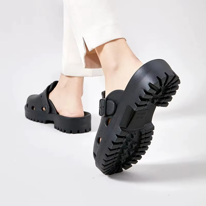 Garden – Women's Comfort Sandals - Black - 40
