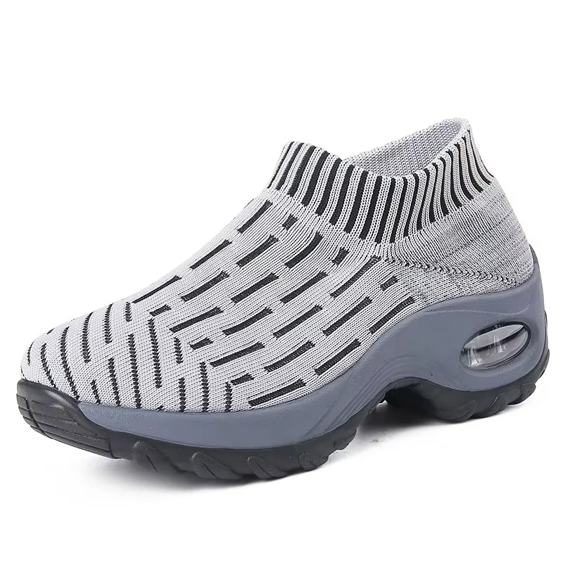 AirBoost – Comfort Trainers - Black/White - 36